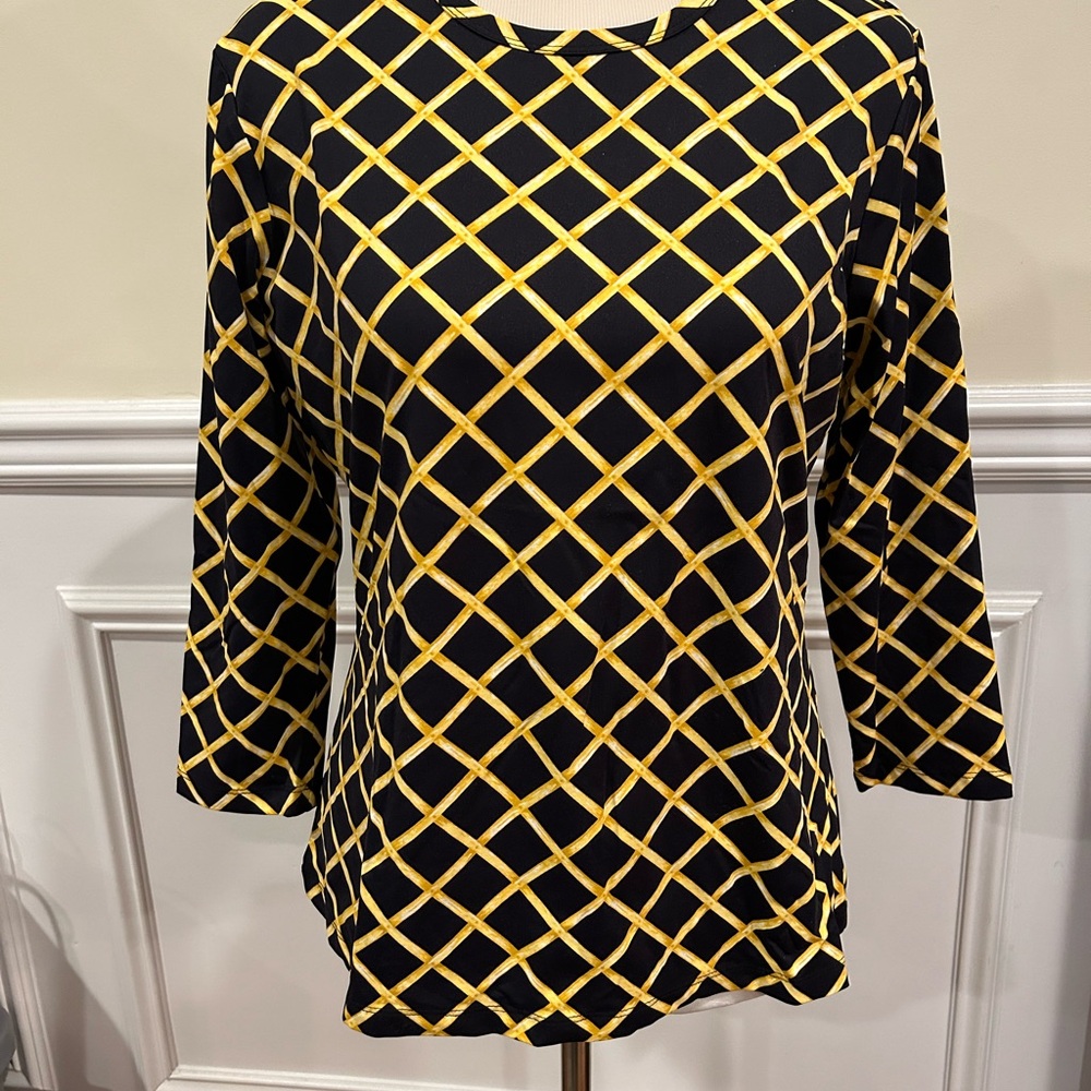 J. McLaughlin Black and Gold Bamboo Lattice Quarter Sleeve Top